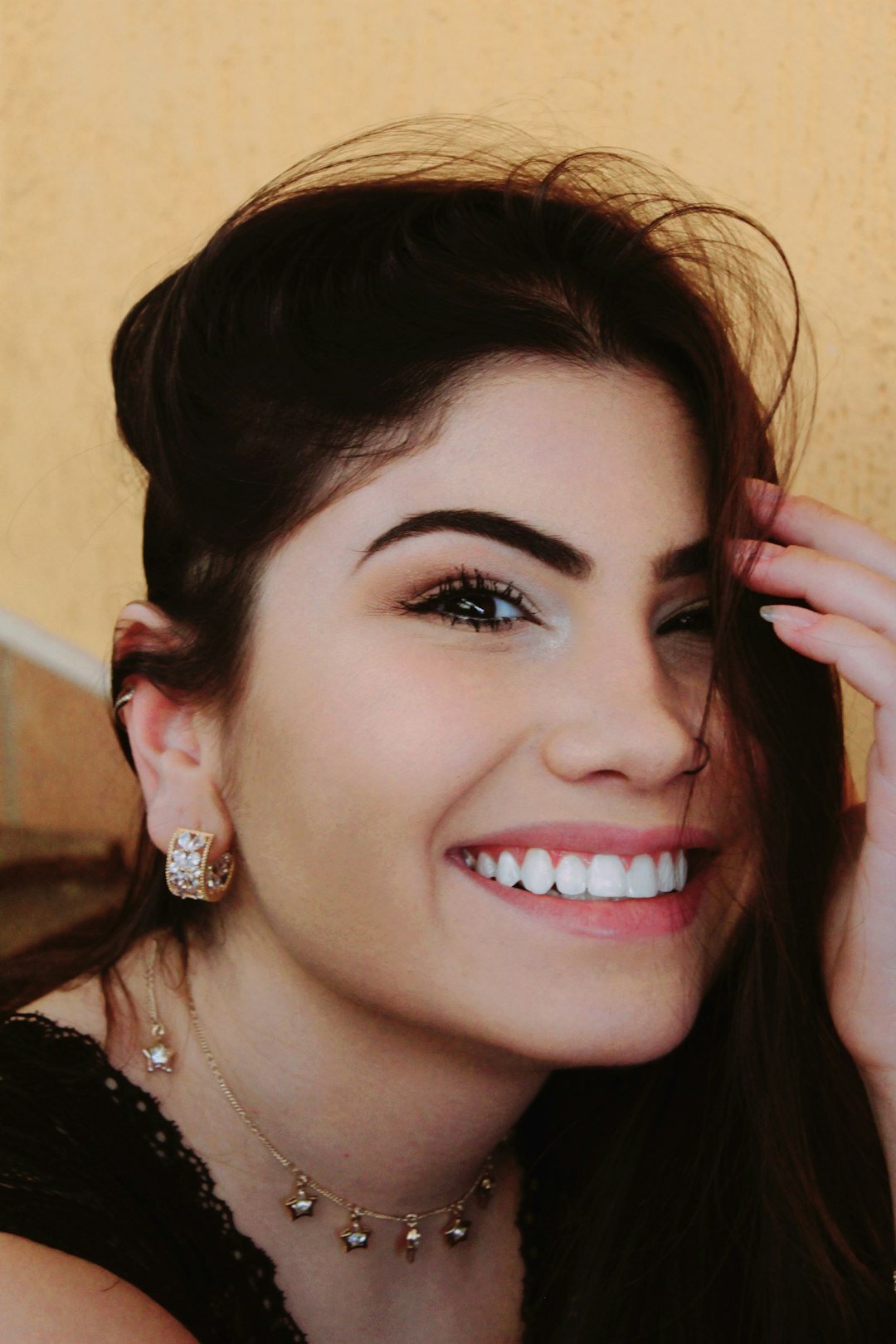 Portrait of a smiling Brazilian woman in her forties